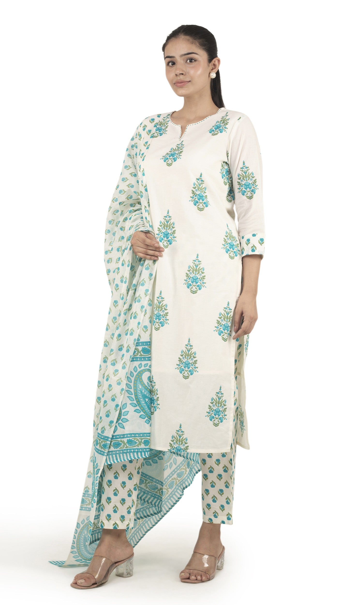 𝗙𝗹𝗼𝗿𝗮𝗹 sky blue 𝗣𝗿𝗶𝗻𝘁𝗲𝗱 𝗞𝘂𝗿𝘁𝗮 𝗦𝗲𝘁 with dupatta