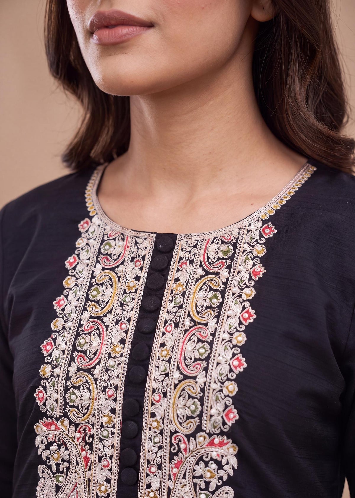 Black Dola Silk Heavy Embroidered Kurta Set with Chiffon Dupatta – neckline embroidery close-up