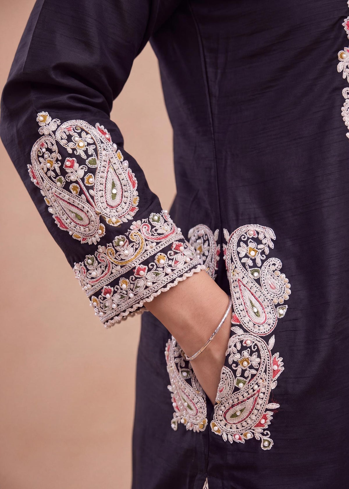 Black Dola Silk Heavy Embroidered Kurta Set with Chiffon Dupatta – sleeve and pocket close-up